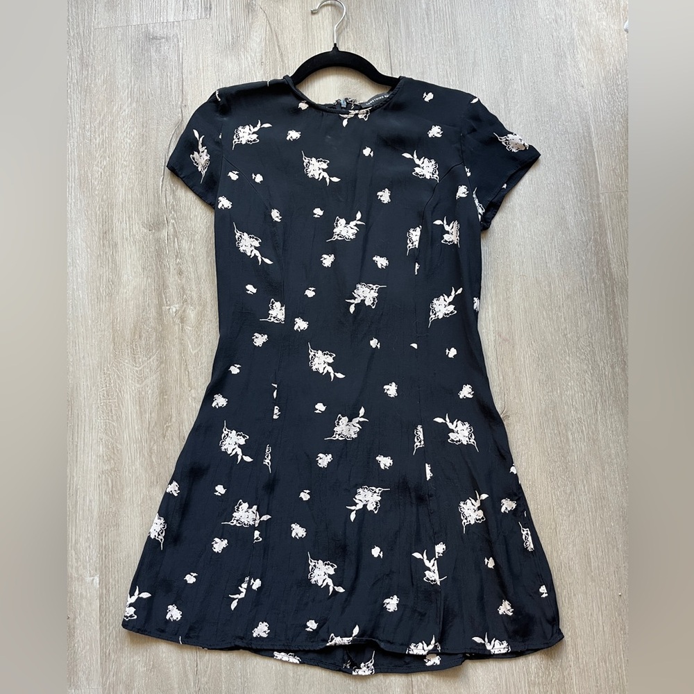 Navy mini dress with short sleeves from Something Navy
